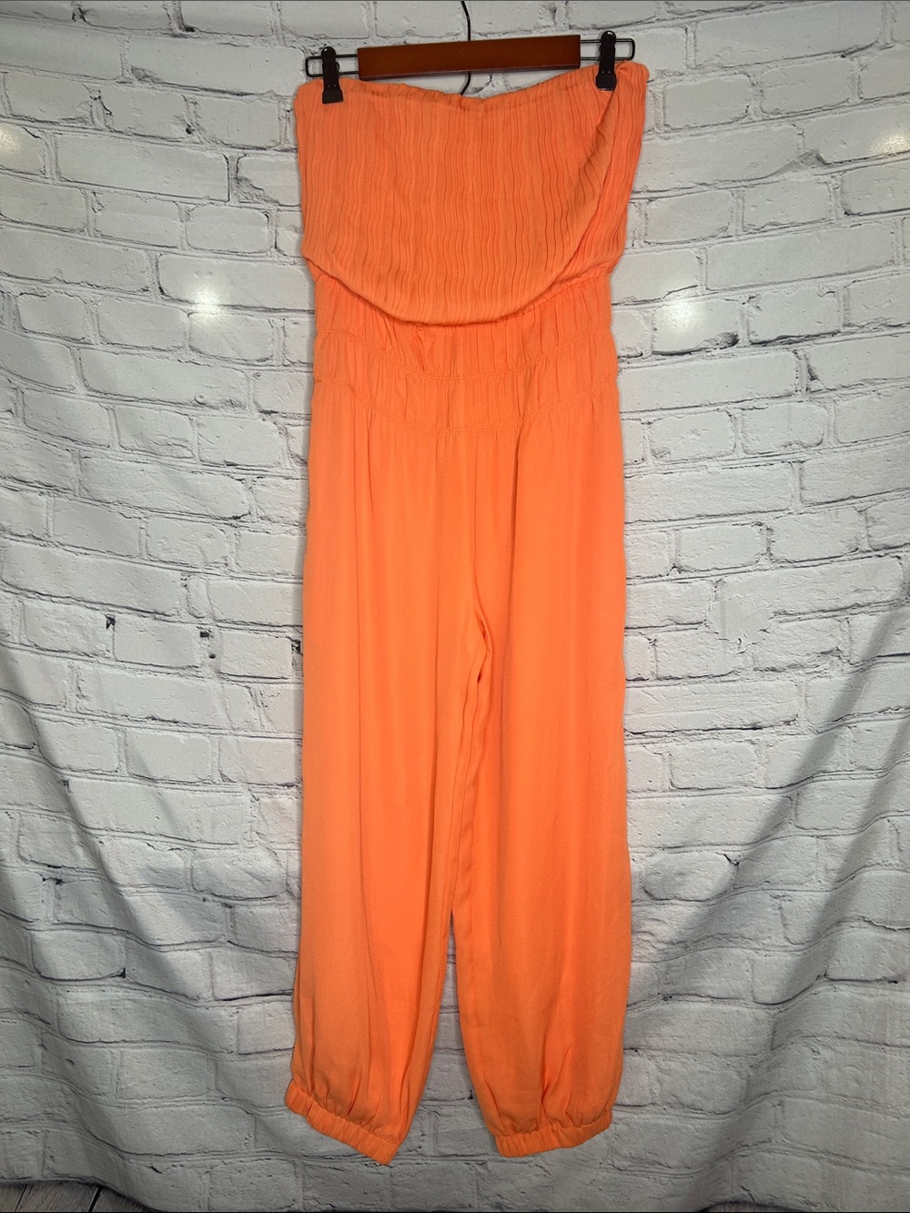 Acura Strapless Jumpsuit in Bright Orange Size Small Excellent Condition